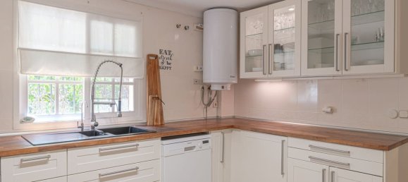 6 bedrooms House in Alhaurin de la Torre, Spain No. 64640 4