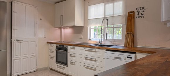 6 bedrooms House in Alhaurin de la Torre, Spain No. 64640 3