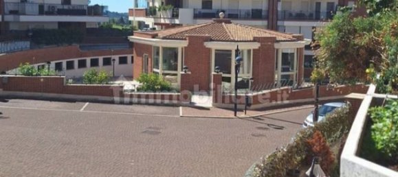Apartamento de 2 dormitorios en Rome, Italy No. 377982 2