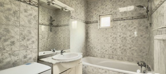 4 bedrooms House in Roubaix, France No. 39661 8