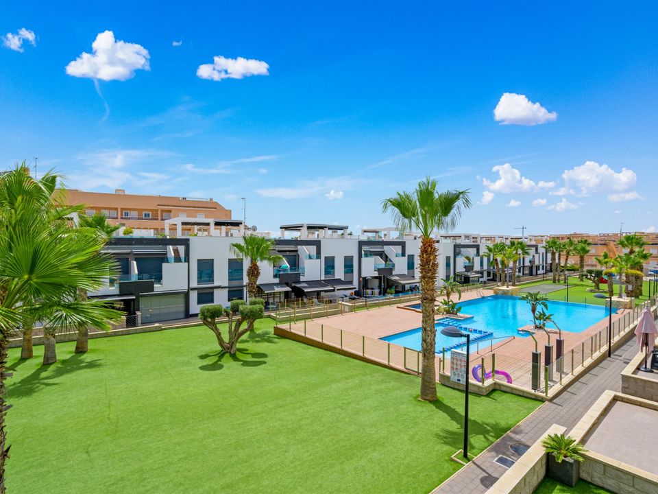 Apartamento T2 em Torrevieja, Spain N.º 177337