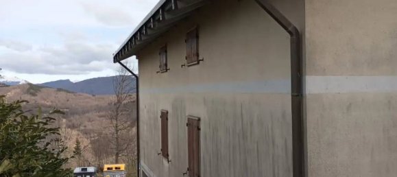 Casa de 7 habitaciónes en Frassinoro, Italy No. 206673 10