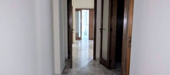 3 rooms Apartment in Naples, Italy No. 16634 21