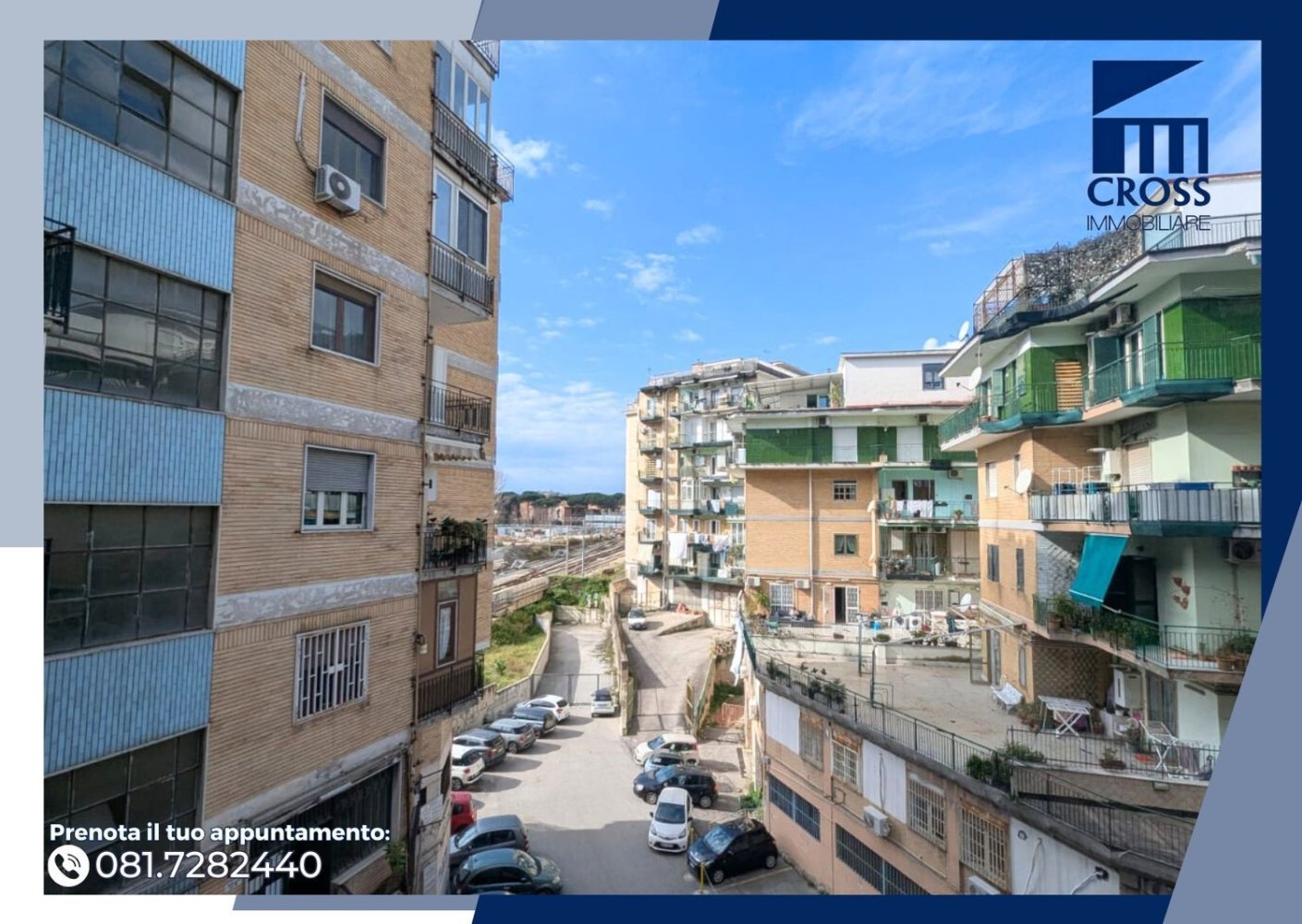 3 rooms Apartment in Naples, Italy No. 16634