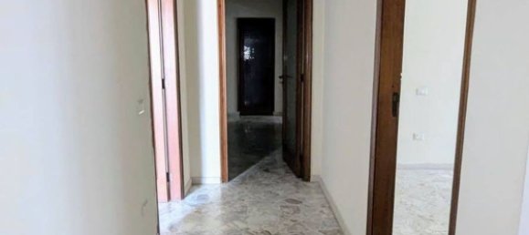 3 rooms Apartment in Naples, Italy No. 16634 16