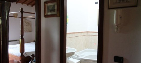 5 rooms House in Montespertoli, Italy No. 43706 16
