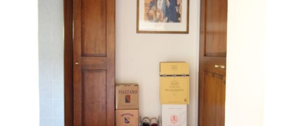 5 rooms House in Montespertoli, Italy No. 43706 5