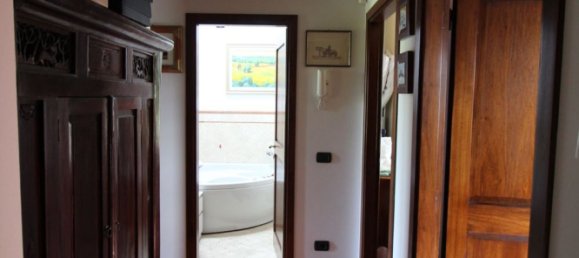 5 rooms House in Montespertoli, Italy No. 43706 12