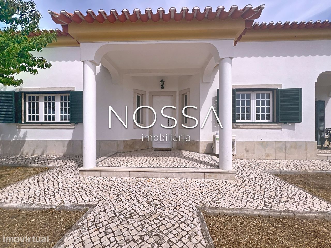 Casa de 2 dormitorios en Moita, Portugal No. 323224