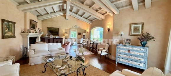 Villa de 3 dormitorios en Biella, Italy No. 298670 11