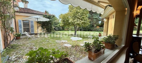 Villa de 3 dormitorios en Biella, Italy No. 298670 14