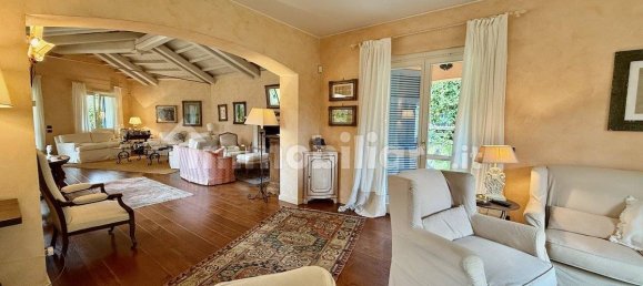 Villa de 3 dormitorios en Biella, Italy No. 298670 17