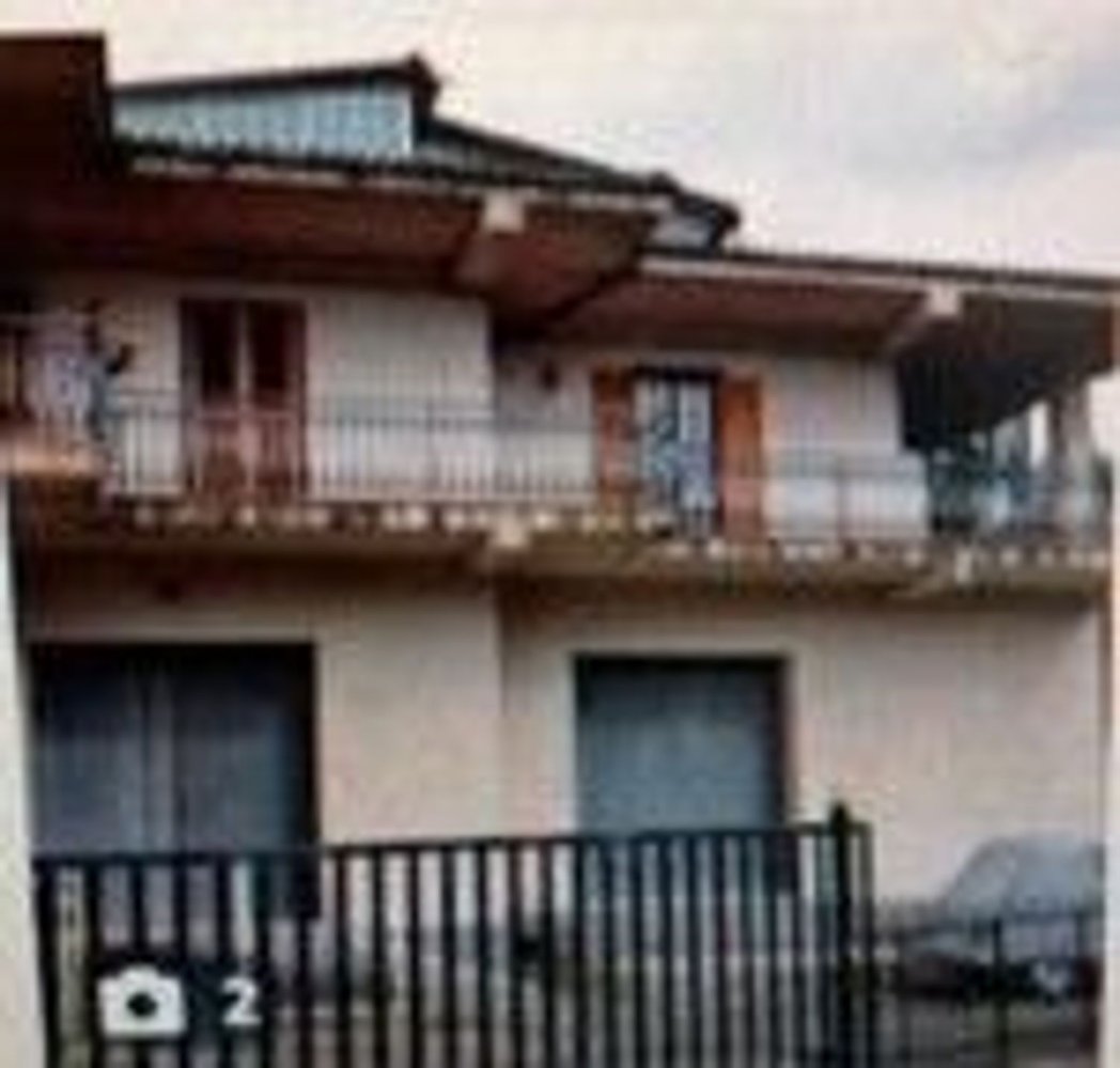 5 rooms Apartment in Carolei, Italy No. 231523