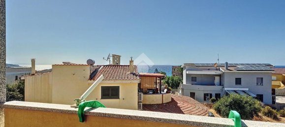 Квартира с 2 комнатами в Кастельсардо, Италия № 260547 14