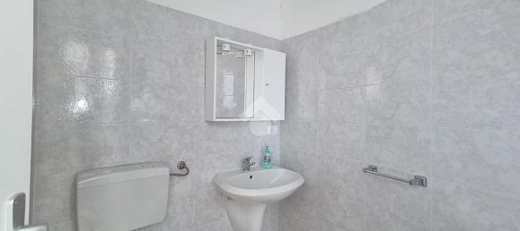 Квартира с 2 комнатами в Кастельсардо, Италия № 260547 39