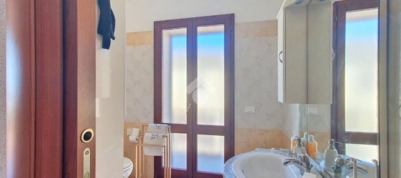 Квартира с 2 комнатами в Кастельсардо, Италия № 260547 20