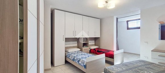 Квартира с 2 комнатами в Кастельсардо, Италия № 260547 40