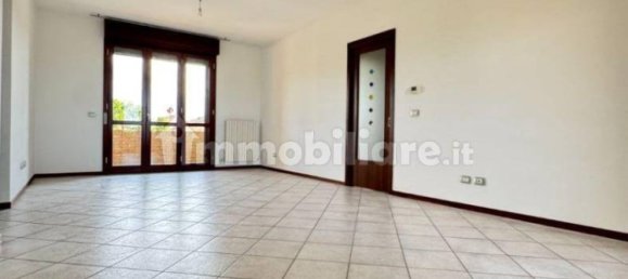 2 bedrooms Apartment in Torrile, Italy No. 283613 4
