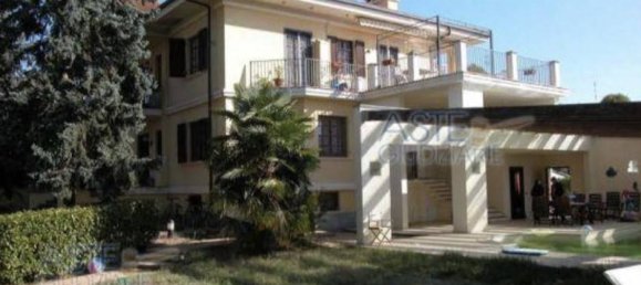 10 bedrooms Villa in Cherasco, Italy No. 209460 35