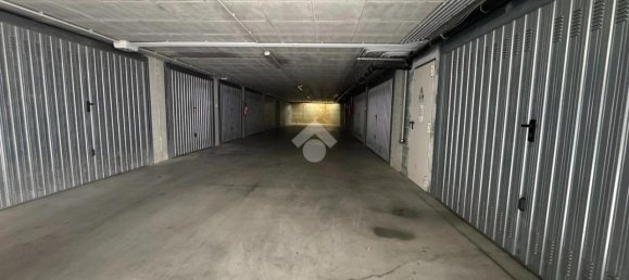 Garaje de 1 habitación en Verzuolo, Italy No. 34282 20