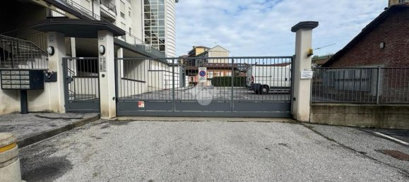 Garaje de 1 habitación en Verzuolo, Italy No. 34282 18