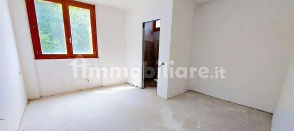 2 bedrooms Apartment in Valgreghentino, Italy No. 138034 17