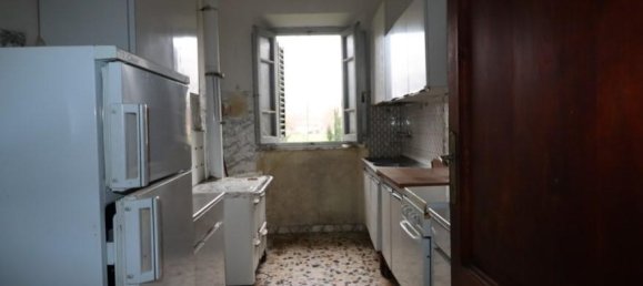 Вилла с 7 комнатами в Бучине, Италия № 224544 3