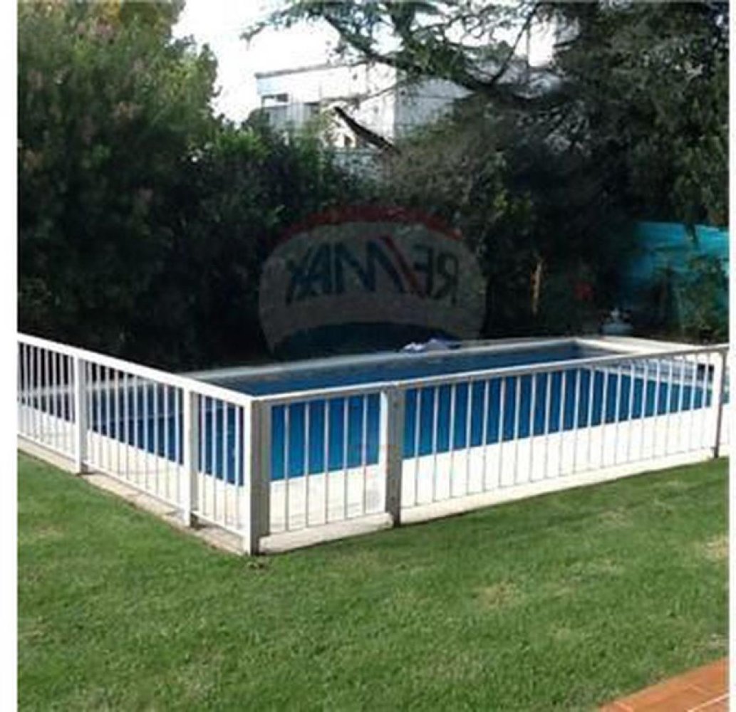 Дом с 3 спальнями в Эскобар, Аргентина № 60743