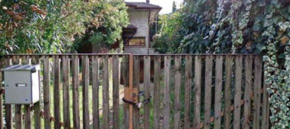 8 rooms House in Valdobbiadene, Italy No. 261293 4