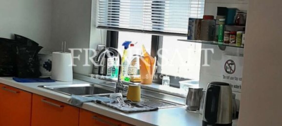 Oficina en Sliema, Malta 205 m² No. 13063 10