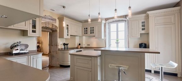  Castillos de 6 dormitorios en Marnay, France No. 359693 6