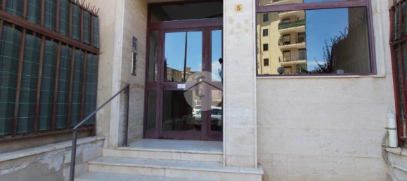 Квартира с 2 спальнями в Палермо, Италия № 282178 23