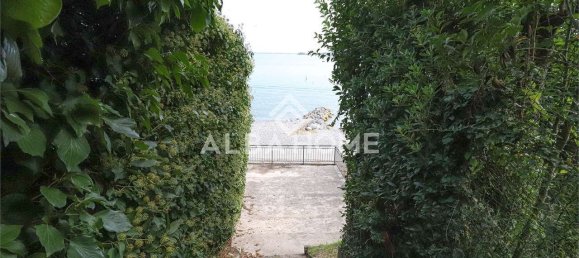 Villa de 6 dormitorios en Padenghe sul Garda, Italy No. 164516 13