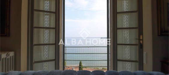 Villa de 6 dormitorios en Padenghe sul Garda, Italy No. 164516 2