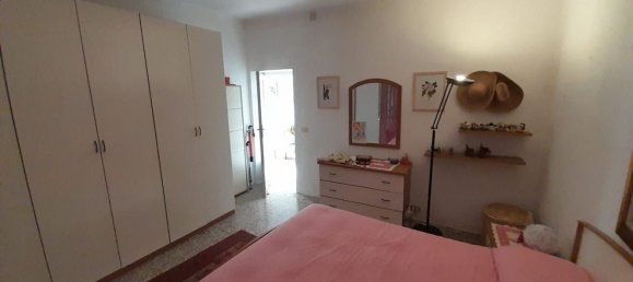 Villa de 4 habitaciónes en Ferriere, Italy No. 84349 17