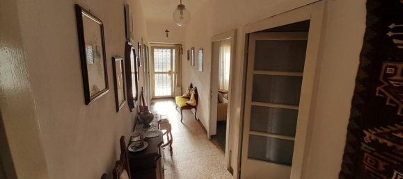 Villa de 4 habitaciónes en Ferriere, Italy No. 84349 10