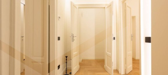 3 rooms Apartment in Milan, Italy No. 242105 9