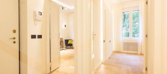 3 rooms Apartment in Milan, Italy No. 242105 20