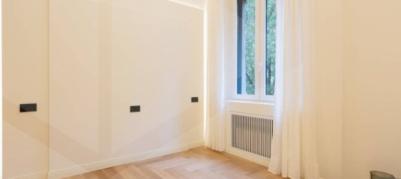 3 rooms Apartment in Milan, Italy No. 242105 22