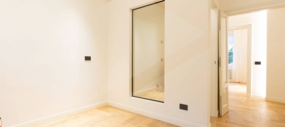 3 rooms Apartment in Milan, Italy No. 242105 6