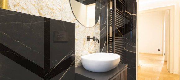 3 rooms Apartment in Milan, Italy No. 242105 8