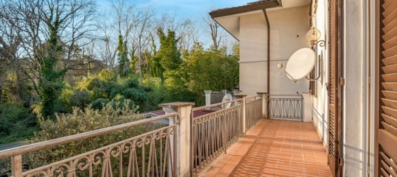 4 bedrooms Villa in Massa, Italy No. 377437 15