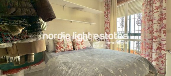 7 غرف نوم فيلا في Torre del Mar, Spain رقم 180011 17