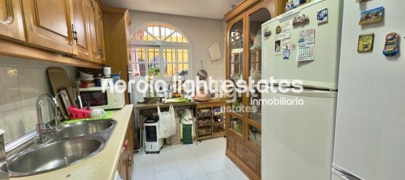 7 غرف نوم فيلا في Torre del Mar, Spain رقم 180011 10