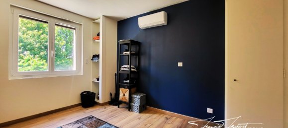 2 bedrooms Apartment in Alby-sur-Cheran, France No. 300906 3