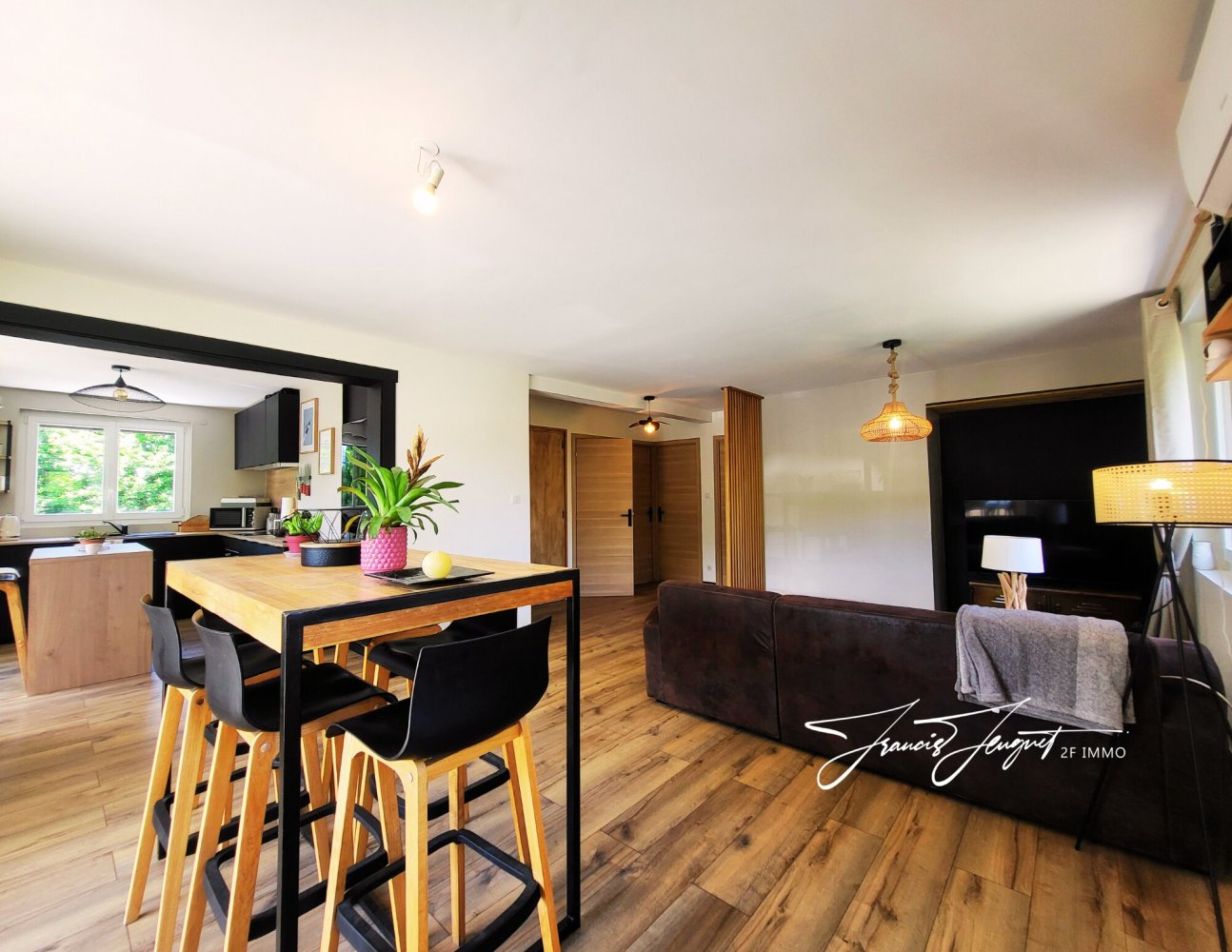 2 bedrooms Apartment in Alby-sur-Cheran, France No. 300906