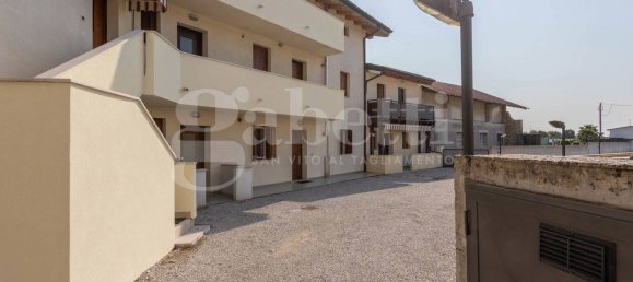 Apartamento de 1 dormitorio en Pordenone, Italy No. 310282 7