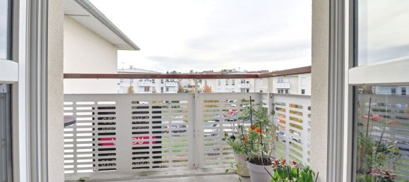3 bedrooms Apartment in Ecquevilly, France No. 181433 4