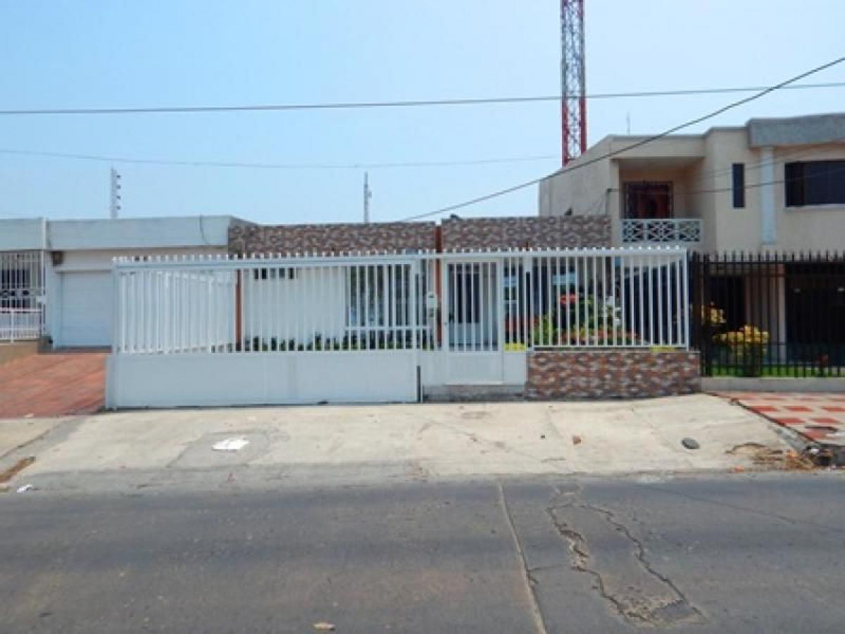 5 bedrooms House in Atlantico, Colombia No. 1187