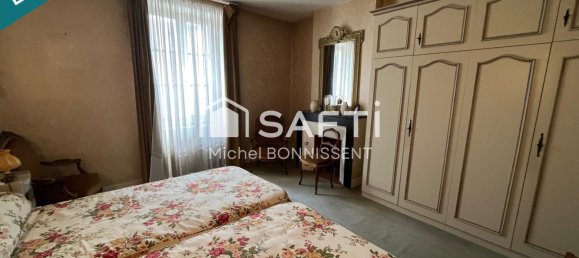 4 bedrooms House in Quincy, France No. 75688 6